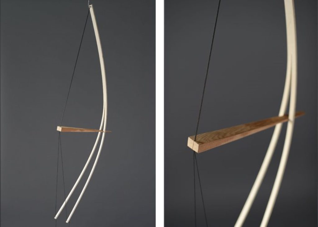 Bow with an additional piece tensing the string, likely to be interpreted as representing pressure (Photo: Ori Shifrin Anavi)